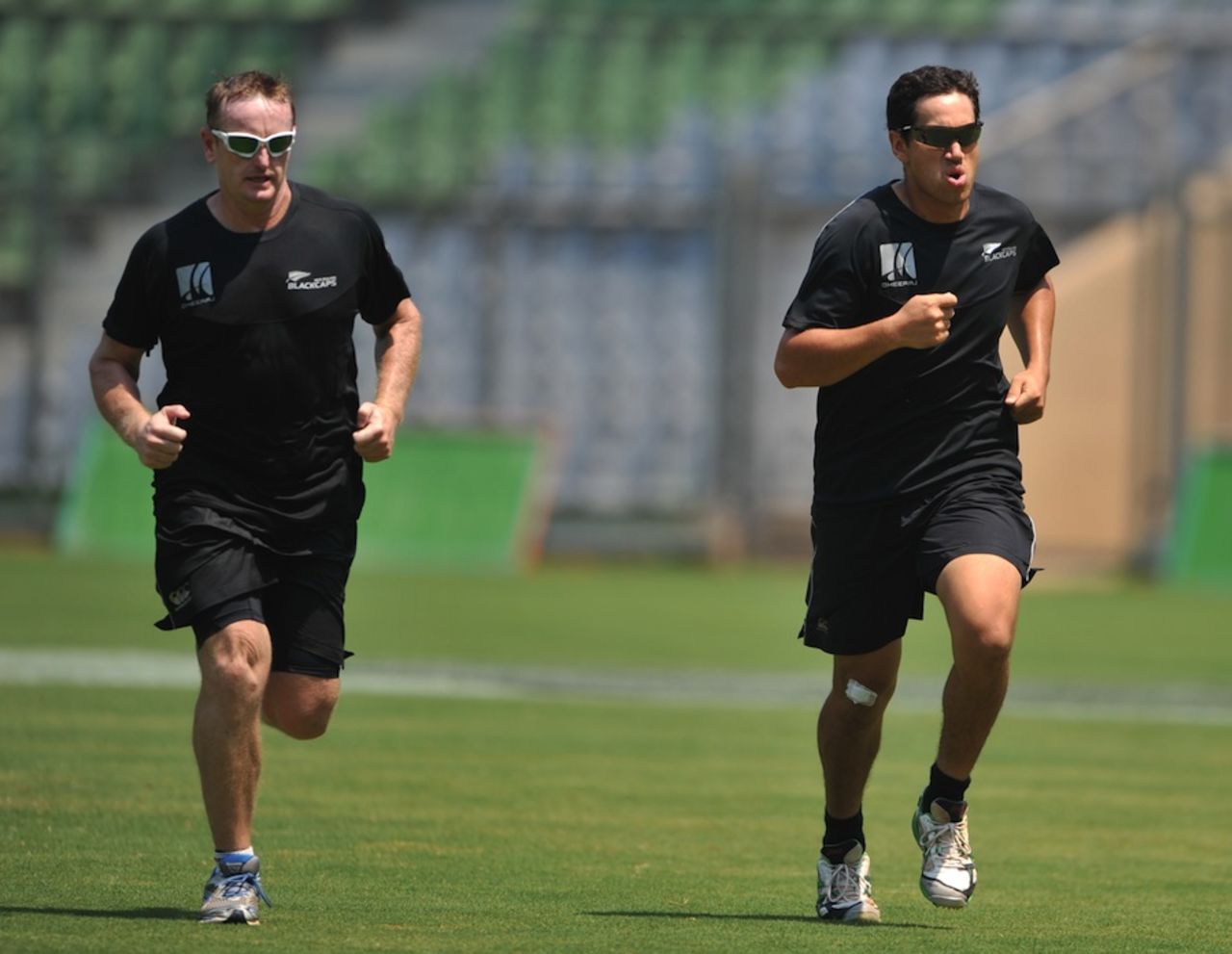 Scott Styris and Ross Taylor go for a run, World Cup, Mumbai, March 20, 2011