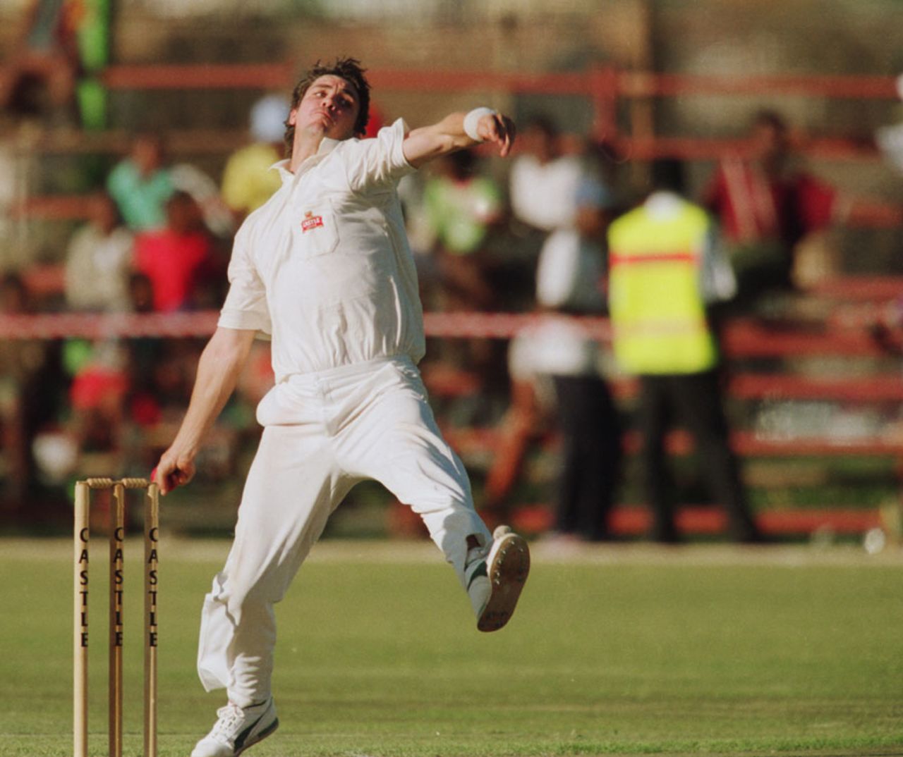 Meyrick Pringle bowls in a tour game, South African Invitational XI v England, 1st day, Soweto, October 27, 1995