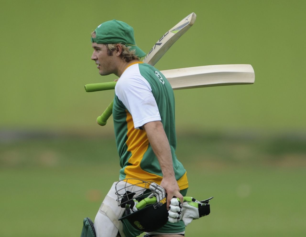Morne van Wyk heads for a net session, World Cup, Mirpur, March 22, 2011