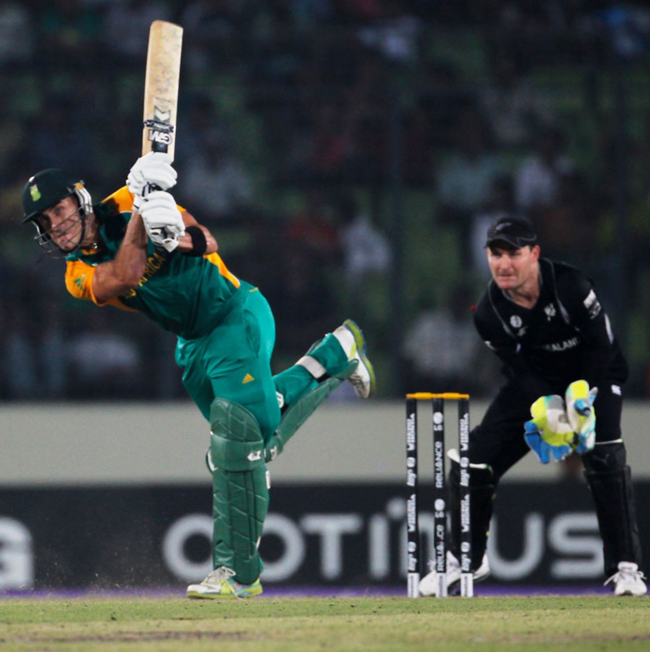 Faf du Plessis hits a powerful drive, New Zealand v South Africa, 3rd quarter-final, Mirpur, World Cup 2011, March 25, 2011