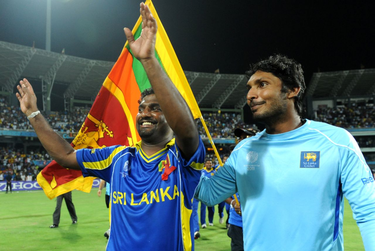 Muttiah Muralitharan waves to the crowd after playing his final home international, Sri Lanka v New Zealand, 1st semi-final, World Cup 2011, Colombo, March 29, 2011