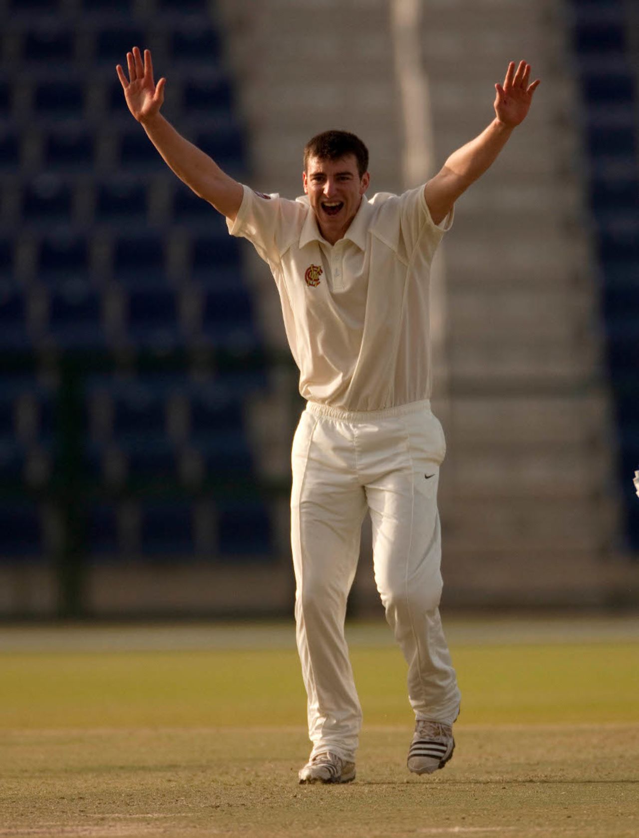 Toby Roland-Jones struck with the new ball, MCC v Nottinghamshire, 3rd day, Abu Dhabi, March 29, 2011