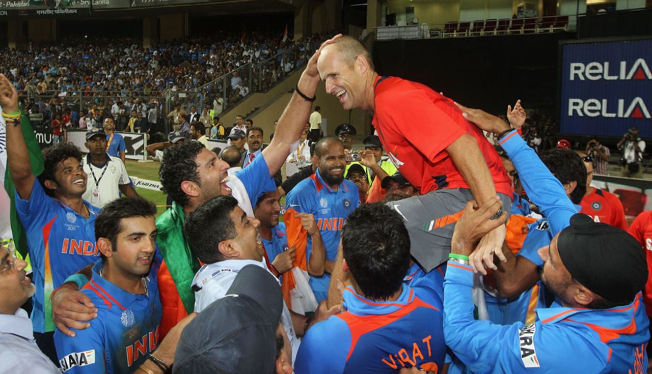 Gary Kirsten receives congratulation from his Indian team, India v Sri Lanka, final, World Cup 2011, Mumbai, April 2, 2011