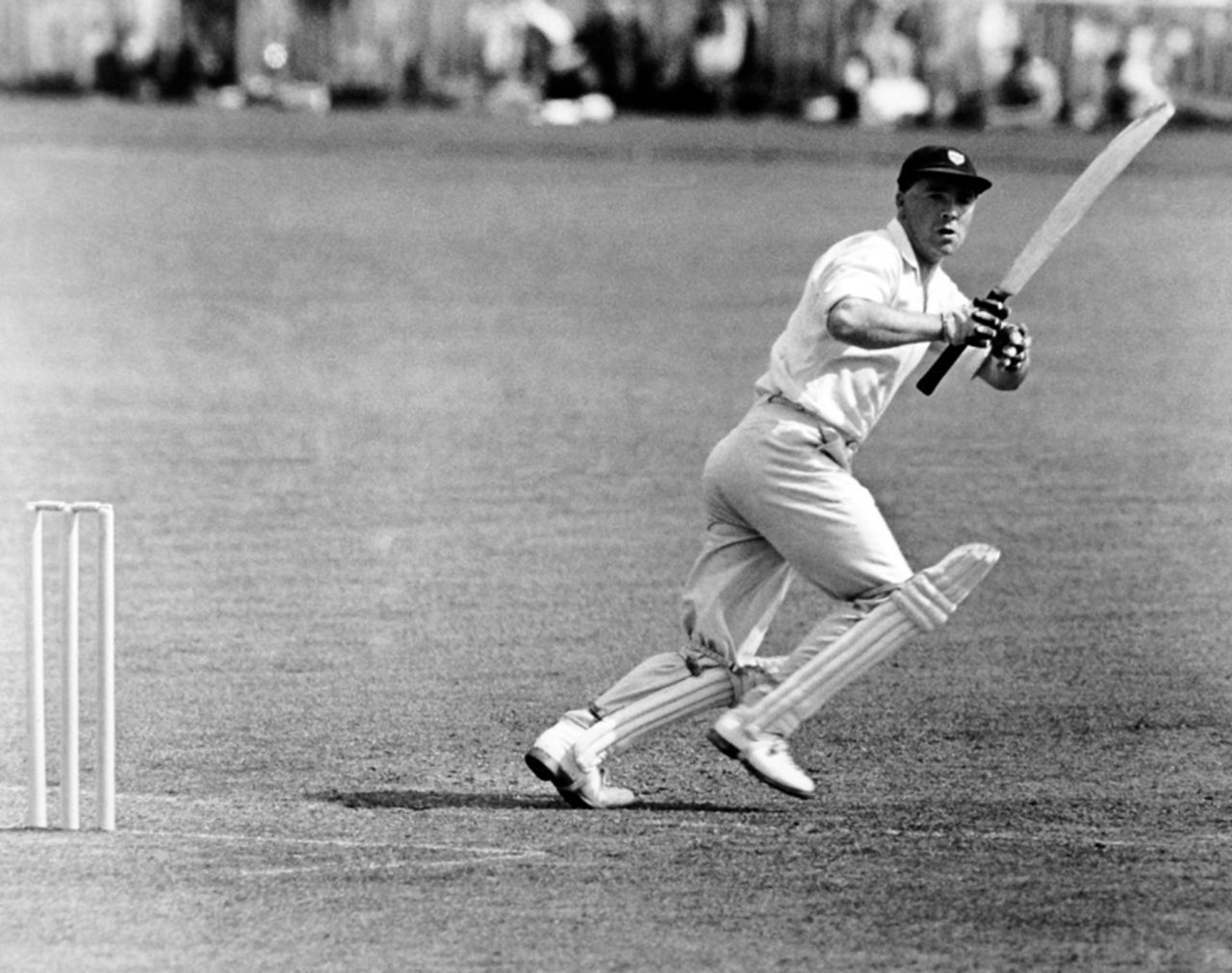 Martin Horton batting in the tour opener, Worcestershire v New Zealanders, Worcester, April 30, 1958
