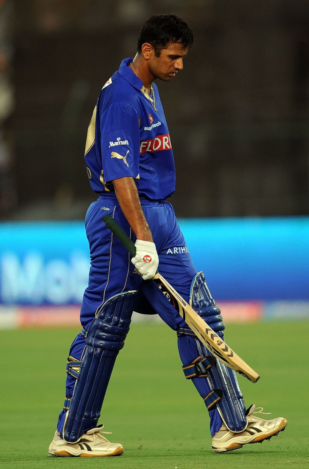 Rahul Dravid walks back after being dismissed for 38, Rajasthan Royals v Delhi Daredevils, IPL 2011, Jaipur, April 12, 2011