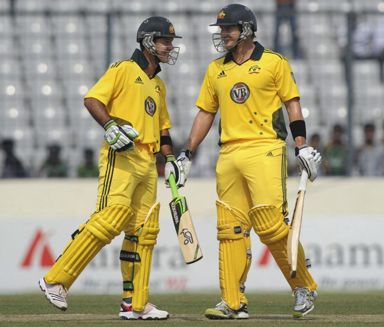 Shane Watson and Ricky Ponting added 110 runs in 71 balls, Bangladesh v Australia, 3rd ODI, Mirpur, April 13, 2011