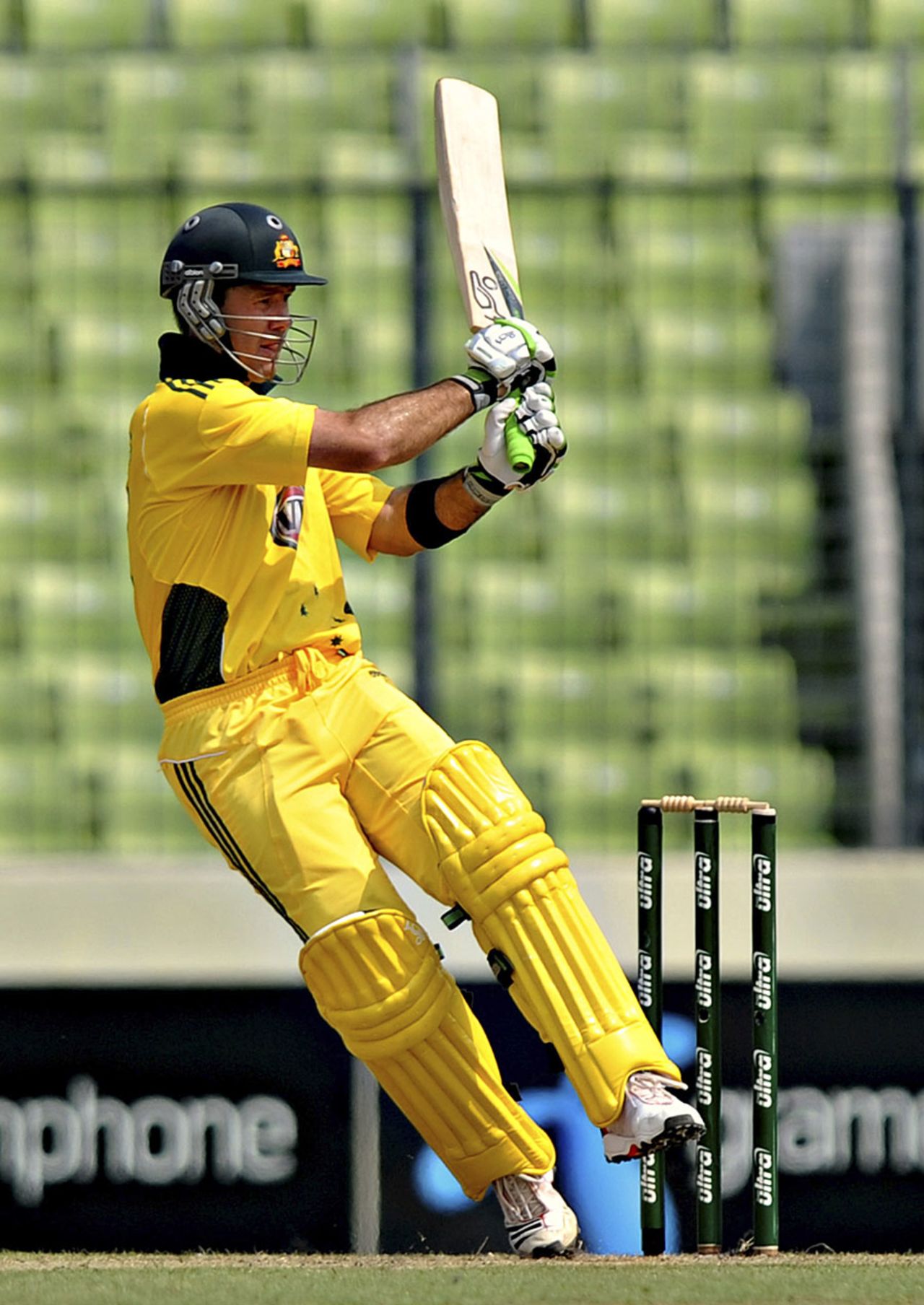 Ricky Ponting pulls during his knock of 47, Bangladesh v Australia, 3rd ODI, Mirpur, April 13, 2011