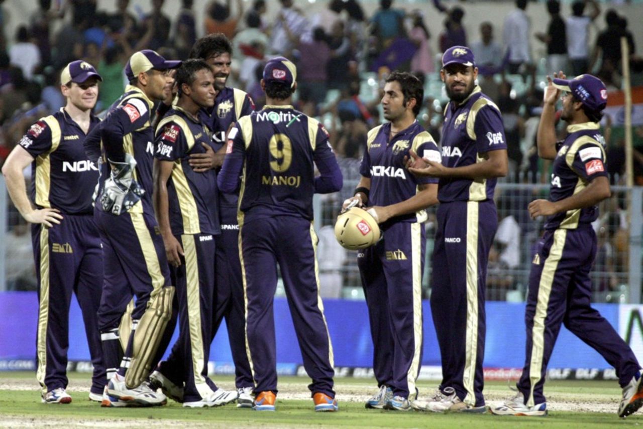 Kolkata Knight Riders celebrate the fall of a wicket on their way to a comprehensive victory over Rajasthan Royals, Kolkata Knight Riders v Rajasthan Royals, IPL 2011, Eden Gardens, April 17 2011