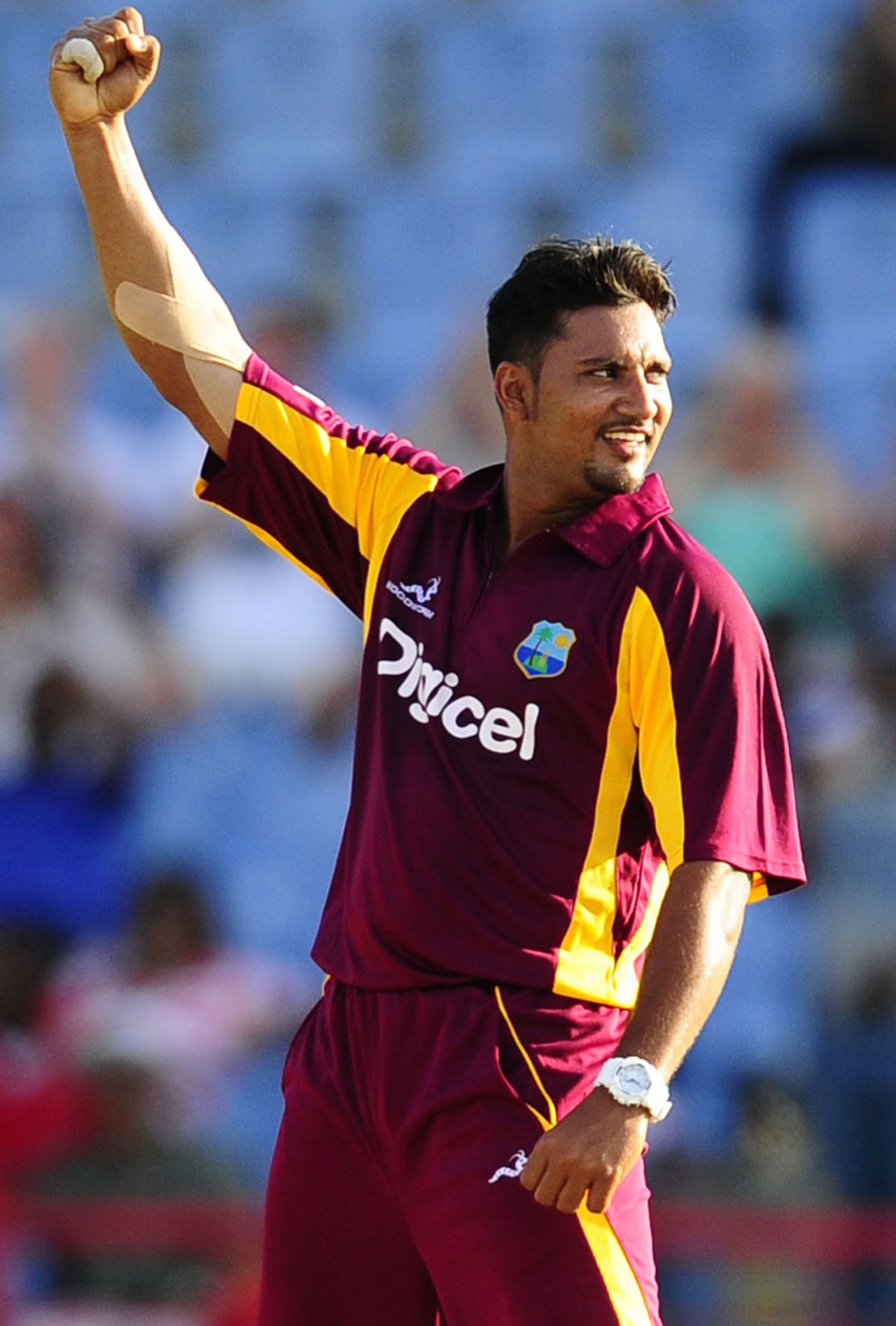 Ravi Rampaul was expensive but took three wickets as West Indies won by seven runs, West Indies v Pakistan, Only Twenty20, St Lucia, April 21, 2010
