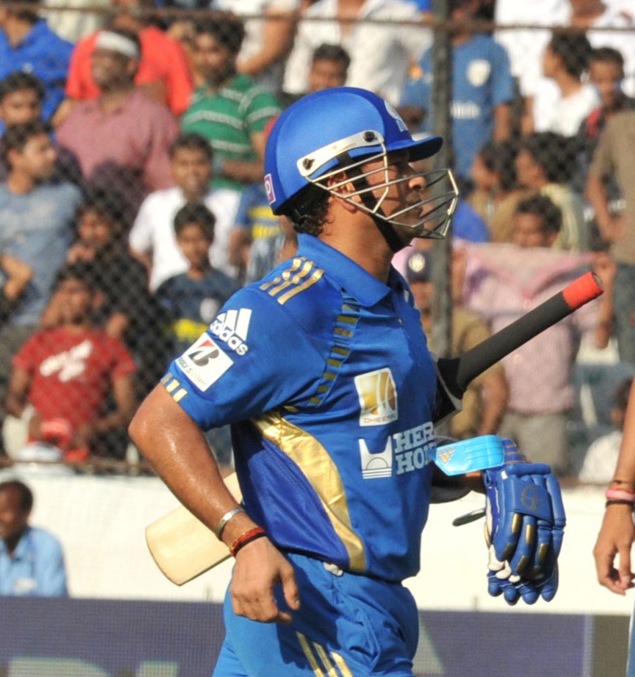 Sachin Tendulkar couldn't make a big score on his birthday, dismissed for 28, Deccan Chargers v Mumbai Indians, IPL 2011, Hyderabad, April 24, 2011