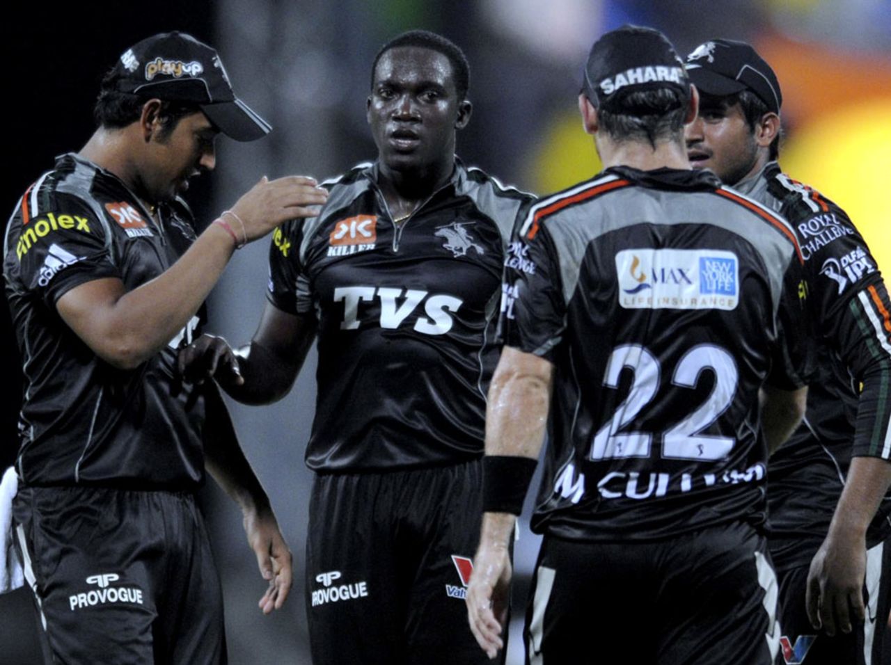 Jerome Taylor is congratulated after getting Michael Hussey, Chennai Super Kings v Pune Warriors, IPL 2011, Chennai