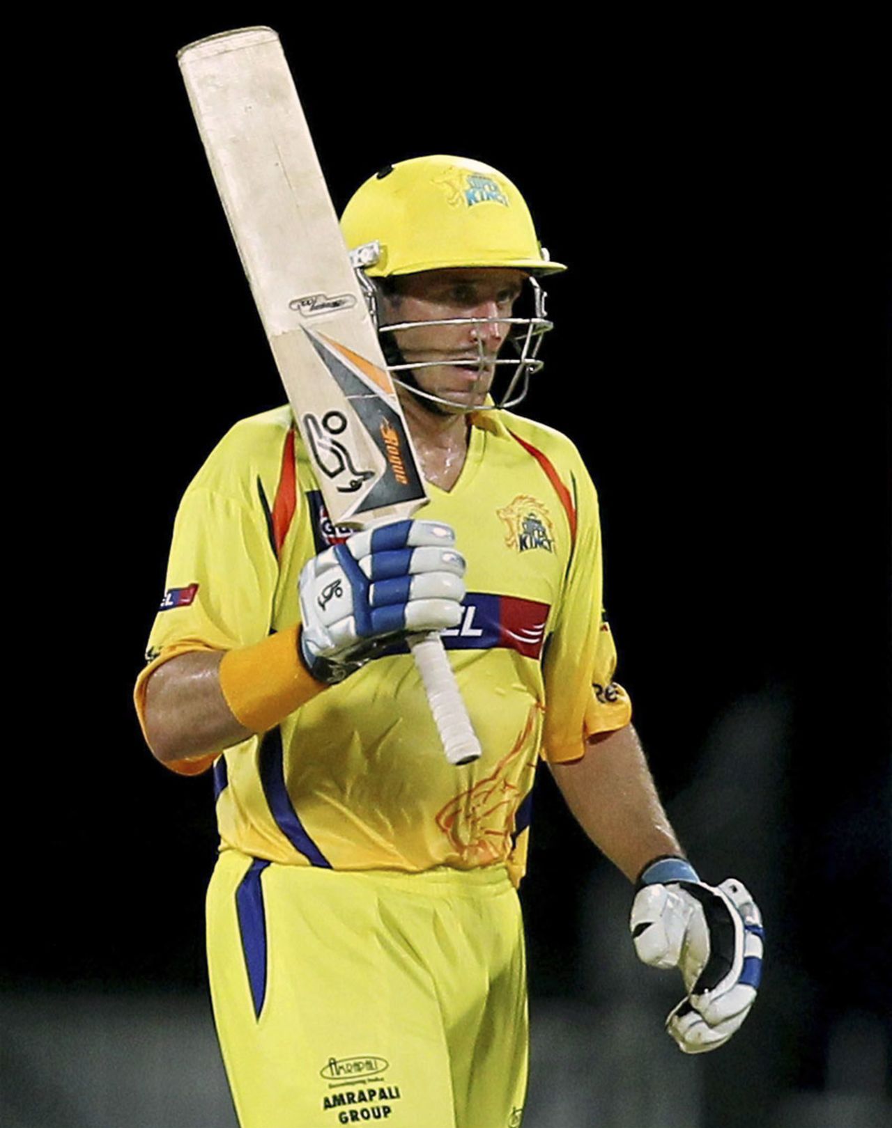 Michael Hussey acknowledges the applause for his half-century, Chennai Super Kings v Pune Warriors, IPL 2011, Chennai
