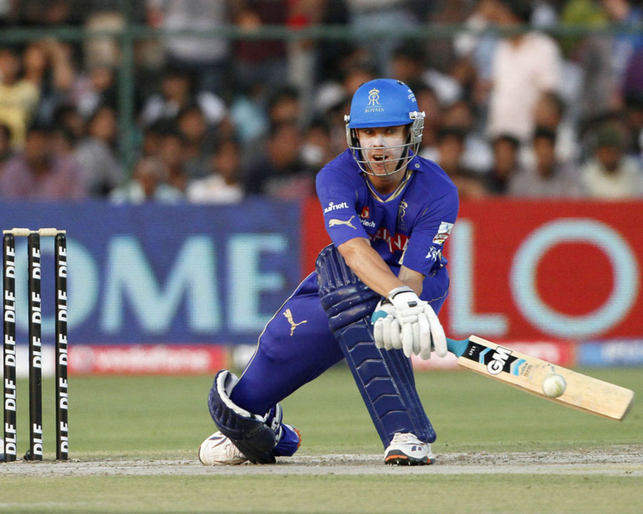 Johan Botha executes the reverse-sweep, Rajasthan Royals v Mumbai Indians, IPL 2011, Jaipur, April 29, 2011
