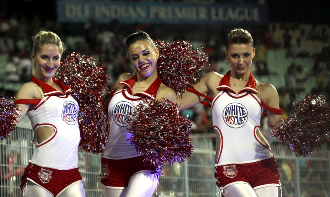 Cheerleaders support Punjab at Eden Gardens, Kolkata Knight Riders v Kings XI Punjab, IPL 2011, Kolkata, April 30, 2011 