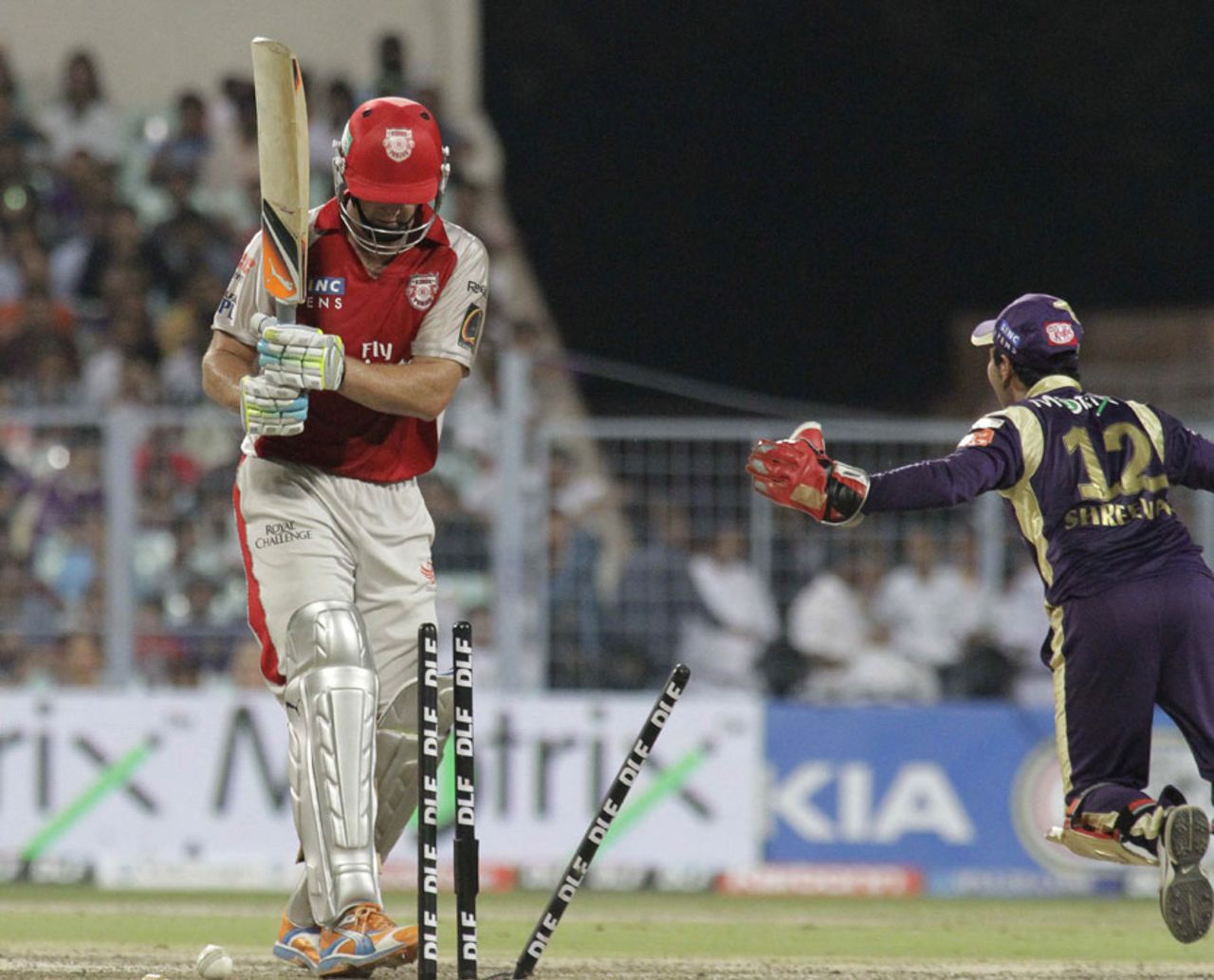 Adam Gilchrist is bowled for 26, Kolkata Knight Riders v Kings XI Punjab, IPL 2011, Kolkata, April 30, 2011 