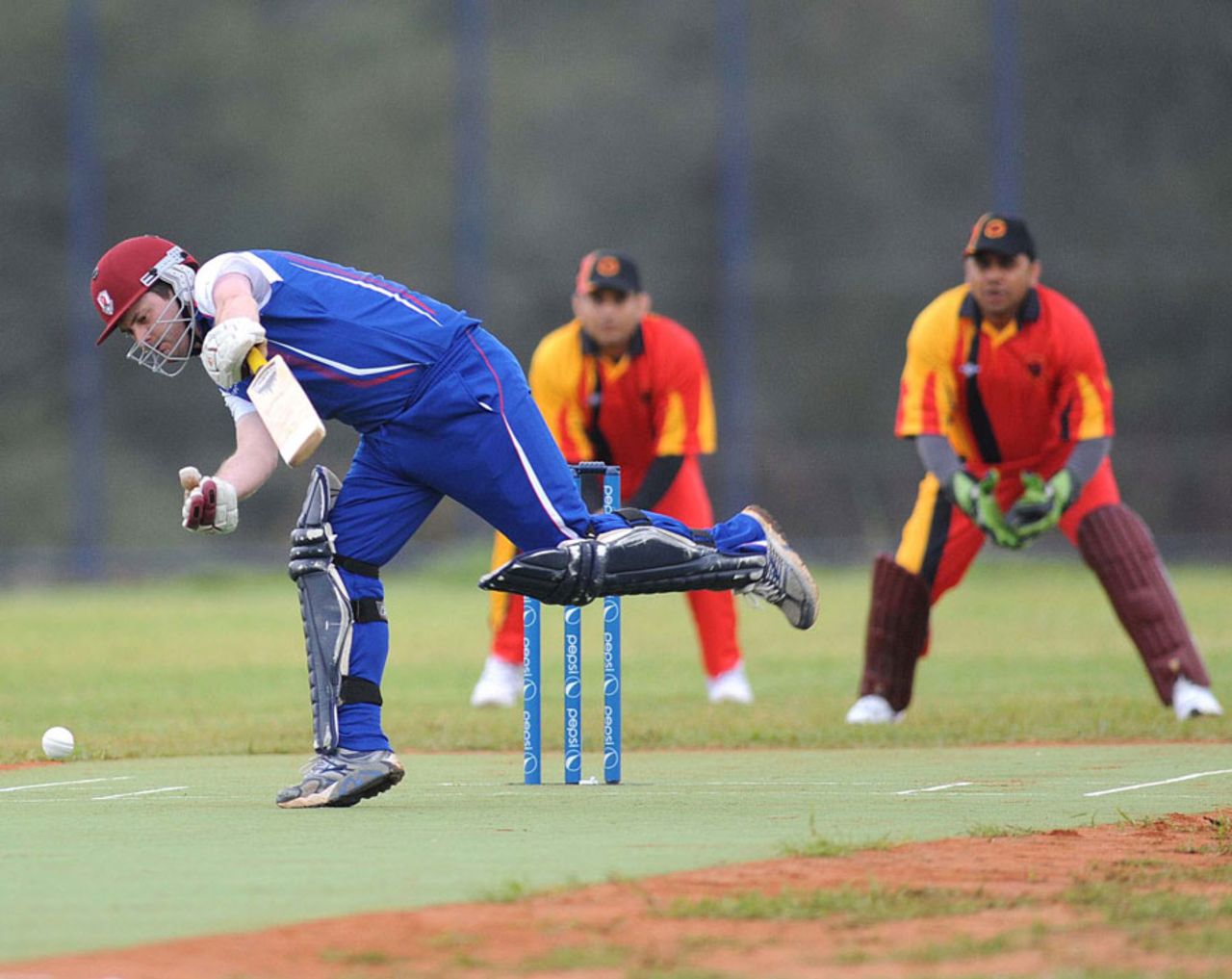 Gavin Beath keeps one out, Japan v Germany, ICC World Cricket League Division Seven, Gaborone, Botswana, May 1, 2011 