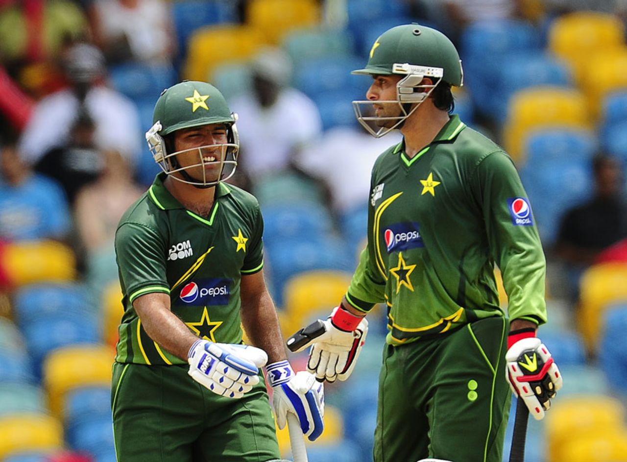 Asad Shafiq and Mohammad Hafeez built Pakistan's position with a century stand, West Indies v Pakistan, 4th ODI, Barbados, May 2, 2011