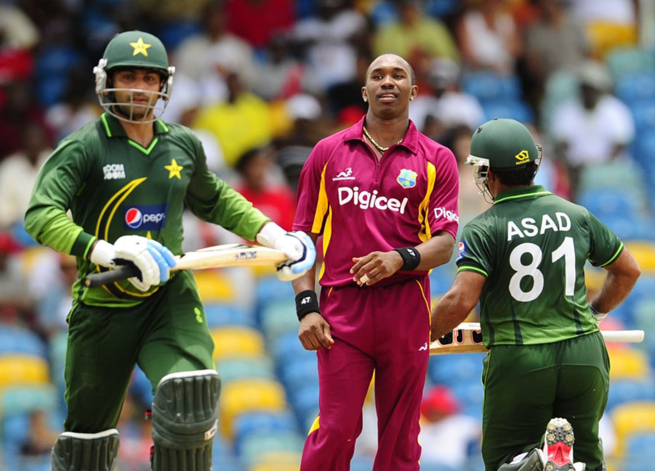 Asad Shafiq and Mohammad Hafeez built Pakistan's position with a century stand, West Indies v Pakistan, 4th ODI, Barbados, May 2, 2011