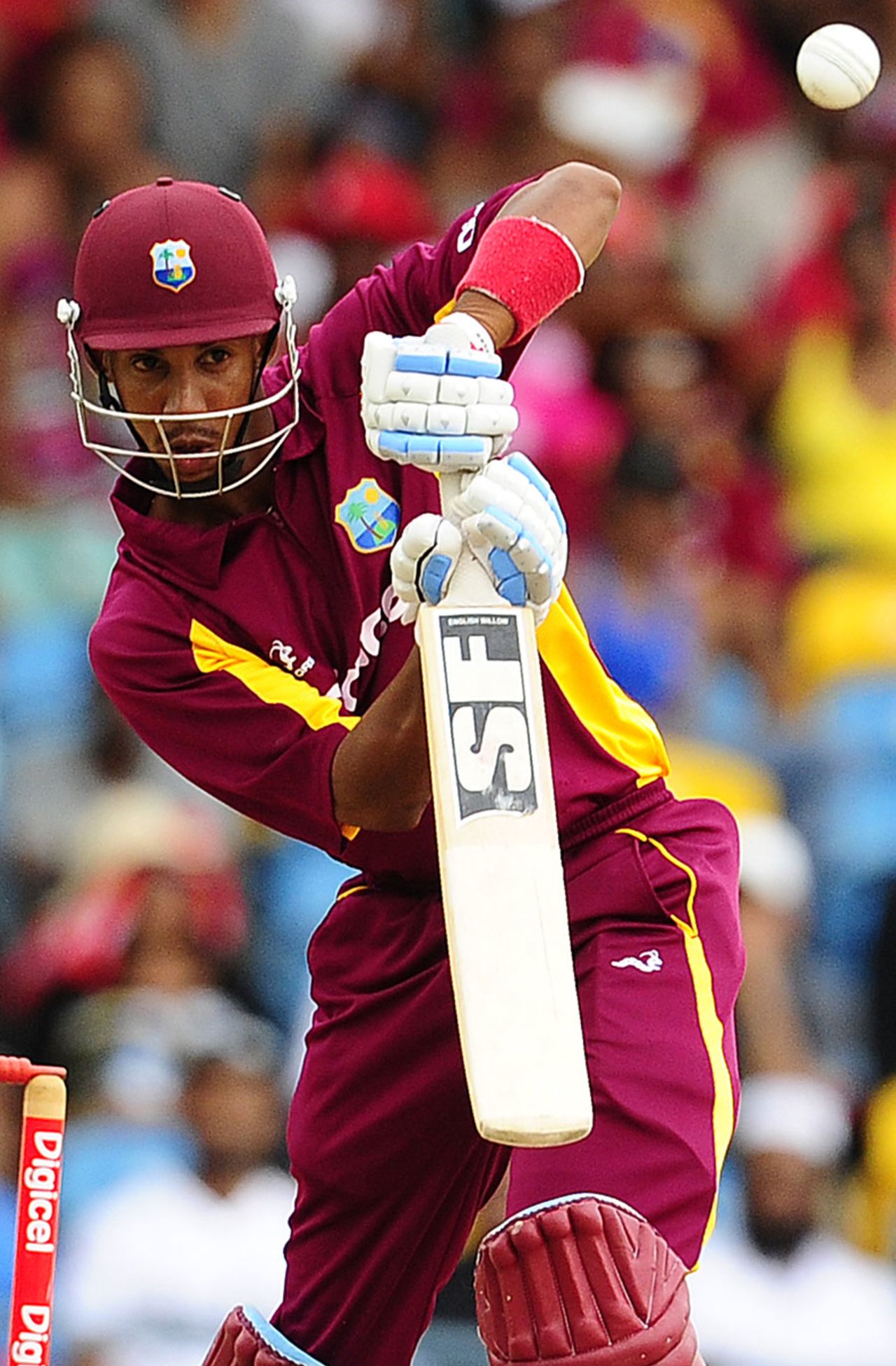 Lendl Simmons set West Indies' tempo in the run-chase, West Indies v Pakistan, 4th ODI, Barbados, May 2, 2011