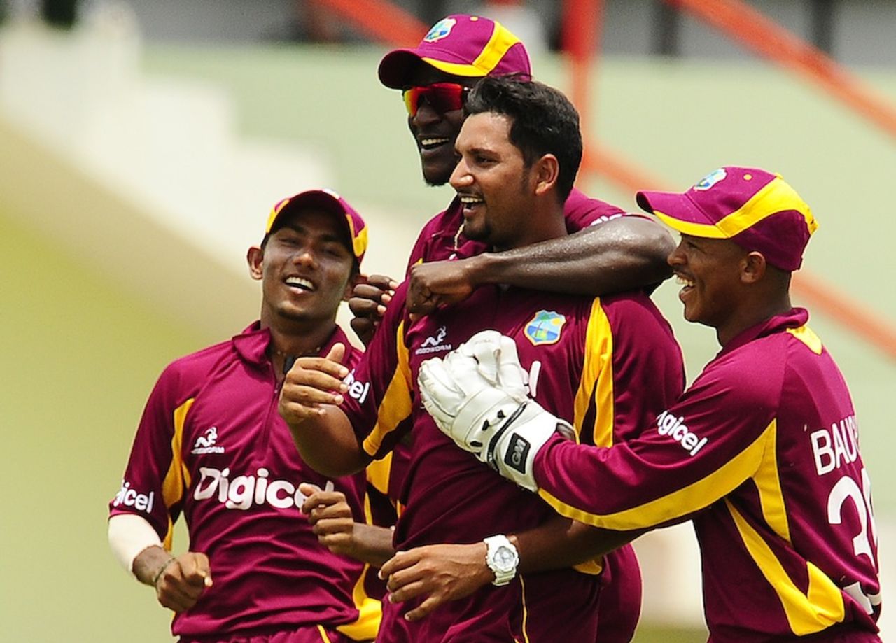 Ravi Rampaul was on a hat-trick but didn't get it, West Indies v Pakistan, 5th ODI, Providence, Guyana, May 5, 2011