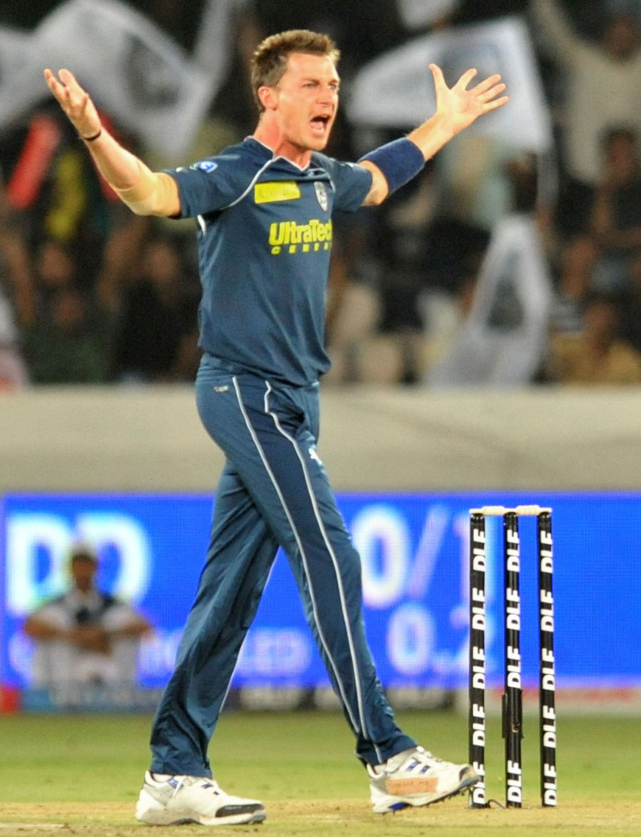 Dale Steyn exults after striking early in his spell, Deccan Chargers v Delhi Daredevils, IPL 2011, Hyderabad, May 5, 2011