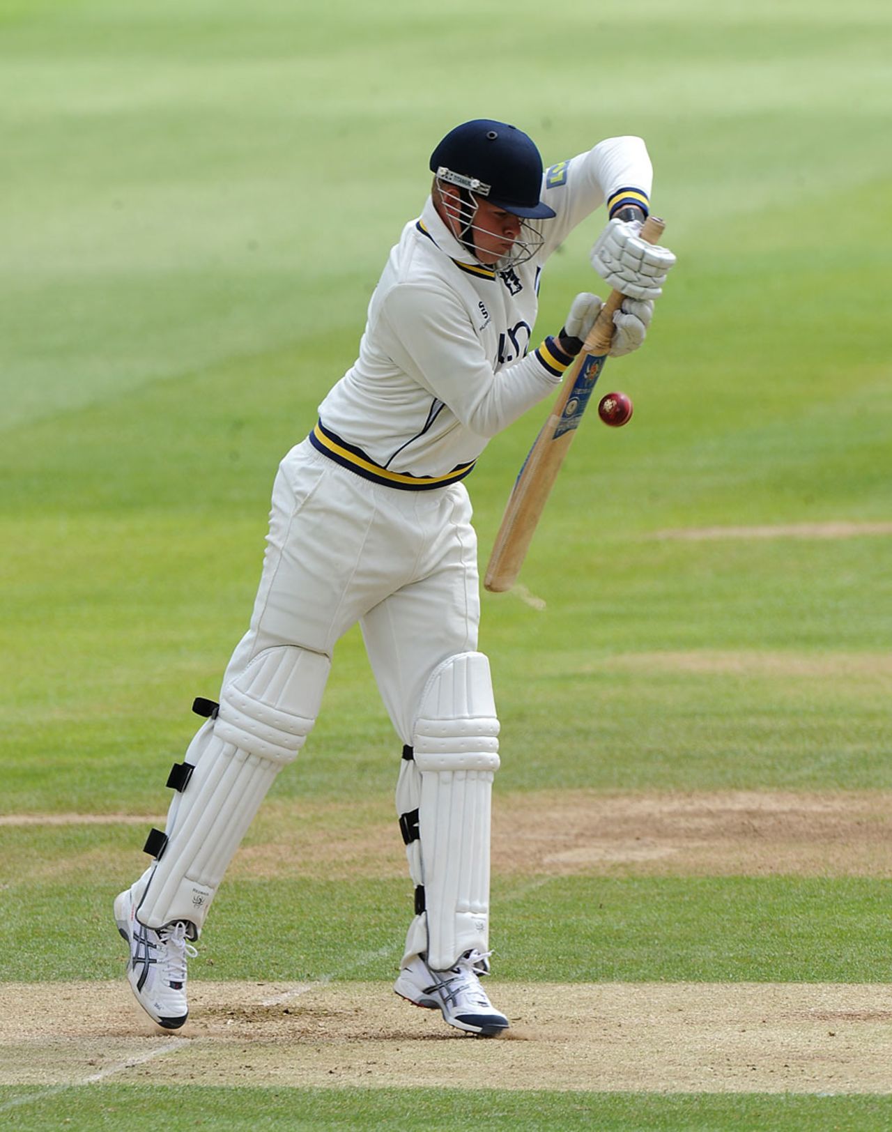 Chris Metters scored useful runs then bowled impressively on his first-class debut, Warwickshire v Worcestershire, County Championship, Division One, Edgbaston, May 12, 2011