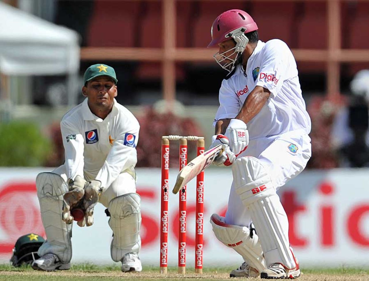 Ramnaresh Sarwan nicks one to Mohammad Salman, West Indies v Pakistan, 1st Test, Providence, 1st day, May 12, 2011