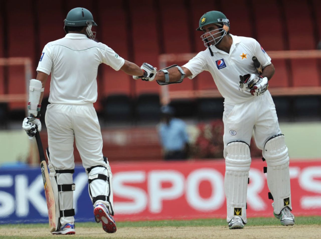 Azhar Ali and Taufeeq Umar put on 52 runs for the second wicket, West Indies v Pakistan, 1st Test, Providence, 2nd day, May 13, 2011