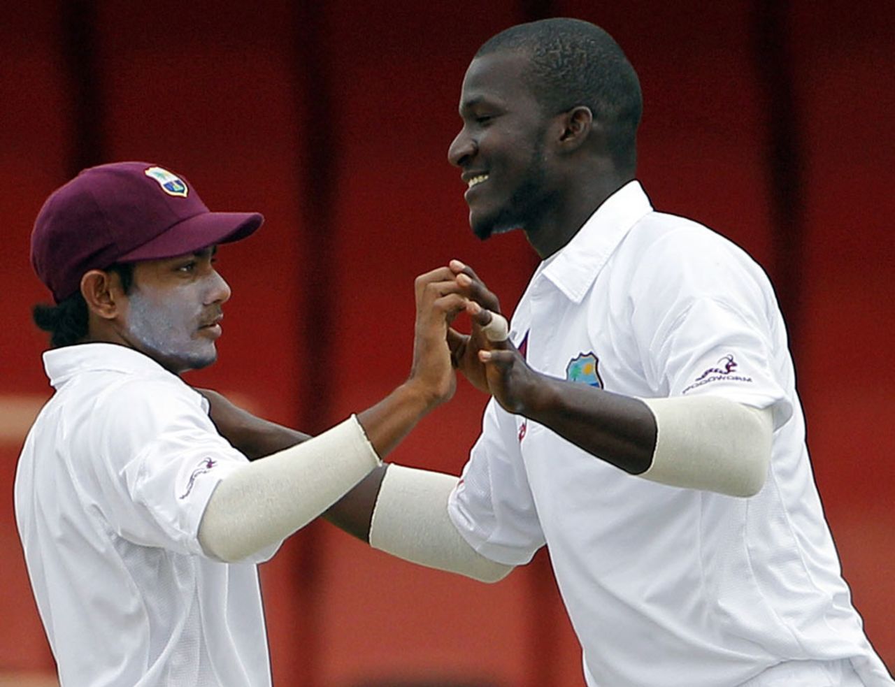 Devendra Bishoo and Darren Sammy ripped through the Pakistan top order, West Indies v Pakistan, 1st Test, Providence, 2nd day, May 13, 2011