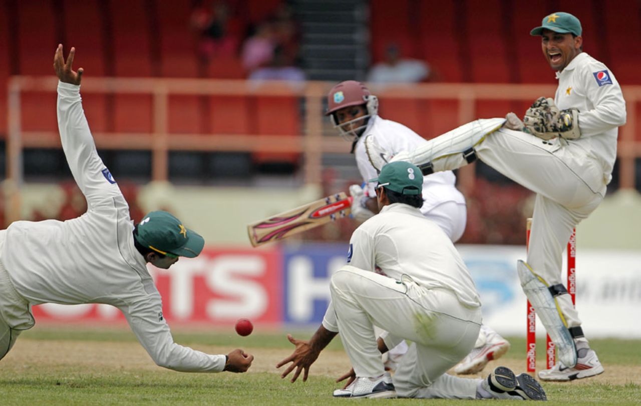 Shivnarine Chanderpaul survives as an edge eludes the slips, West Indies v Pakistan, 1st Test, Providence, 3rd day, May 14, 2011