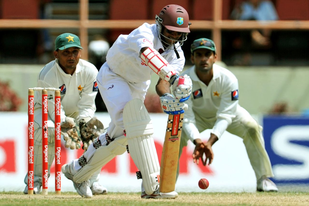 Shivnarine Chanderpaul plays a forward defensive, West Indies v Pakistan, 1st Test, Providence, 3rd day, May 14, 2011