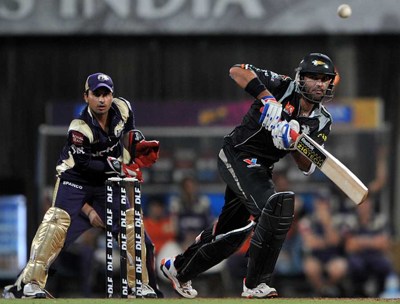 Yuvraj Singh struggled to force the pace, Pune Warriors v Kolkata Knight Riders, IPL 2011, Navi Mumbai, May 19, 2011