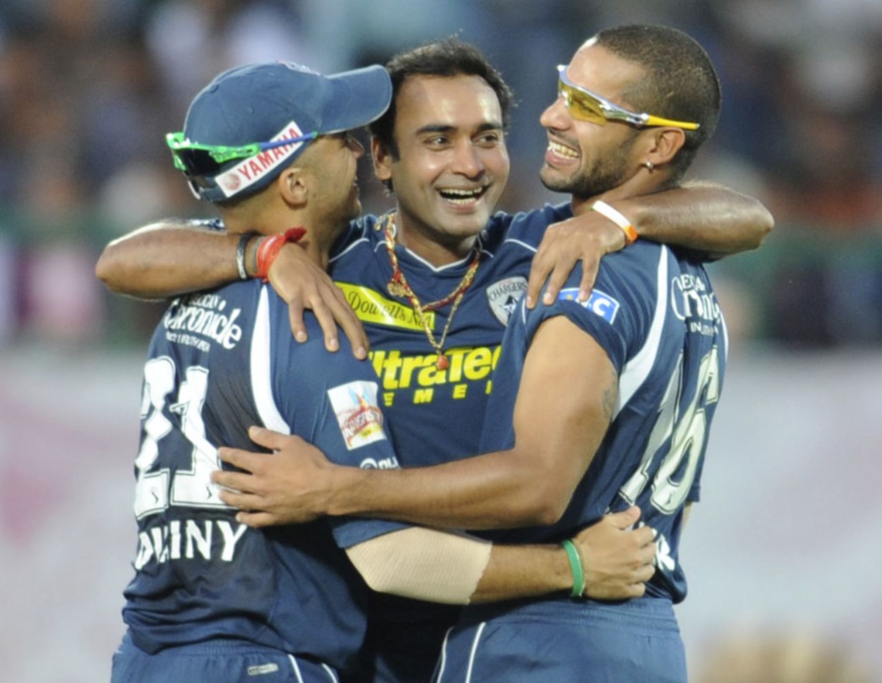 Deccan Chargers celebrate winning their final league match, Kings XI Punjab v Deccan Chargers, IPL 2011, Dharamsala, May 21, 2011