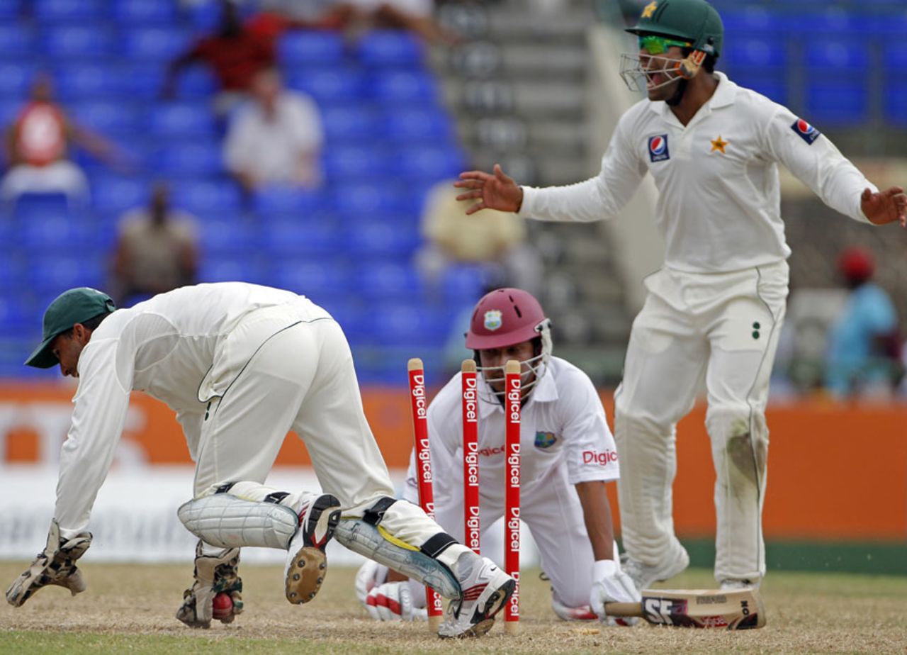 Ramnaresh Sarwan is stumped, West Indies v Pakistan, 2nd Test, St Kitts, 2nd day, May 21, 2011