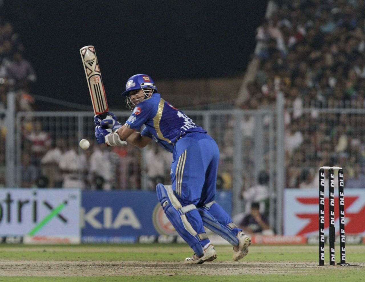 Sachin Tendulkar picks a gap on the leg side, Kolkata Knight Riders v Mumbai Indians, IPL 2011, May 22, 2011