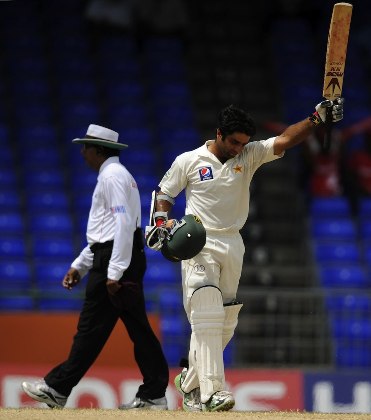 Taufeeq Umar reaches his fifth Test century, West Indies v Pakistan, 2nd Test, St Kitts, 4th day, May 23, 2011