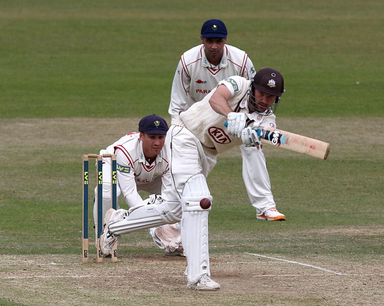 Chris Schofield's 30 helped Surrey avoid the follow-on, Surrey v Glamorgan, County Championship, Division Two, The Oval, May 26, 2011