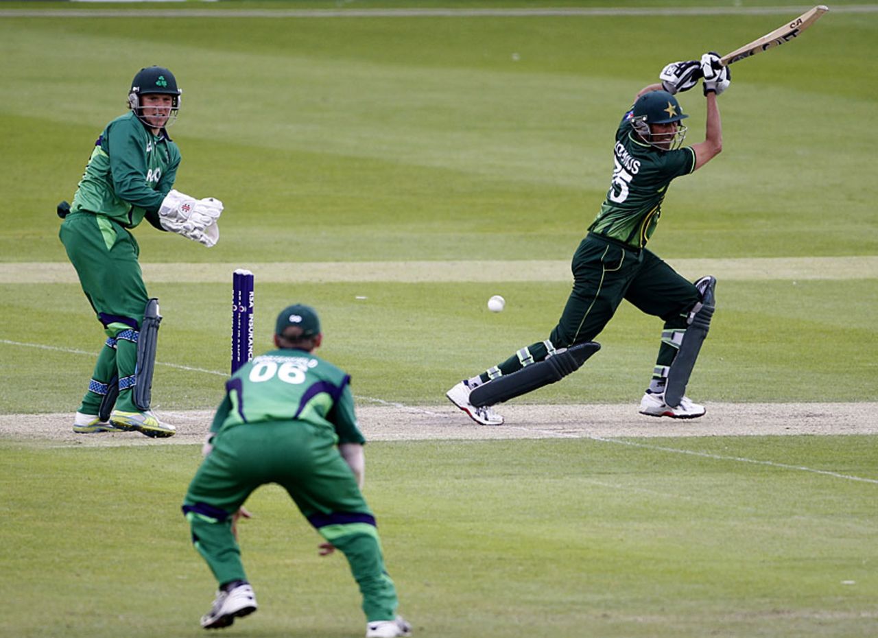 Younis Khan top scored for Pakistan with 64, Ireland v Pakistan, 2nd ODI, Belfast, May 30, 2011