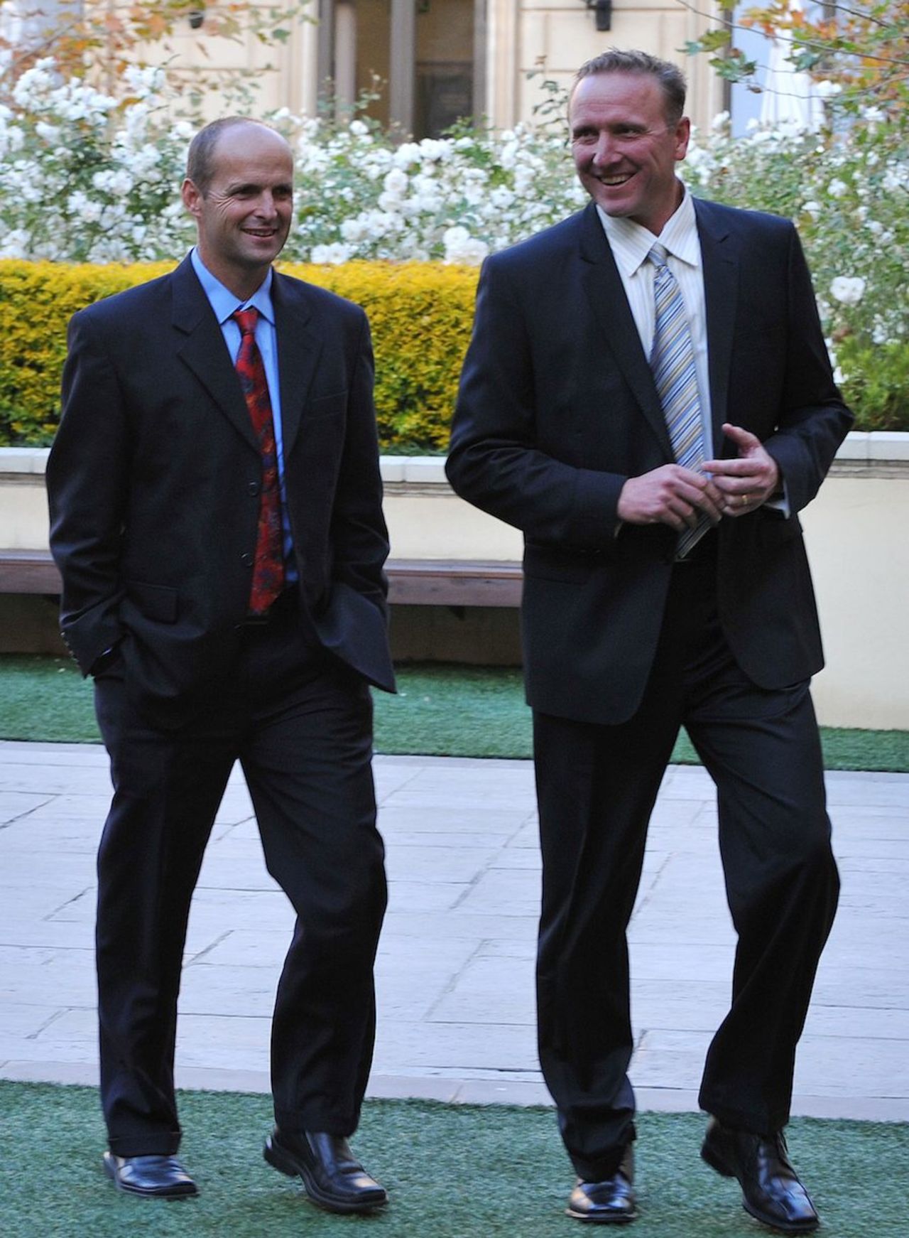 Gary Kirsten and Allan Donald arrive for a press conference, Johannesbug, June 6, 2011