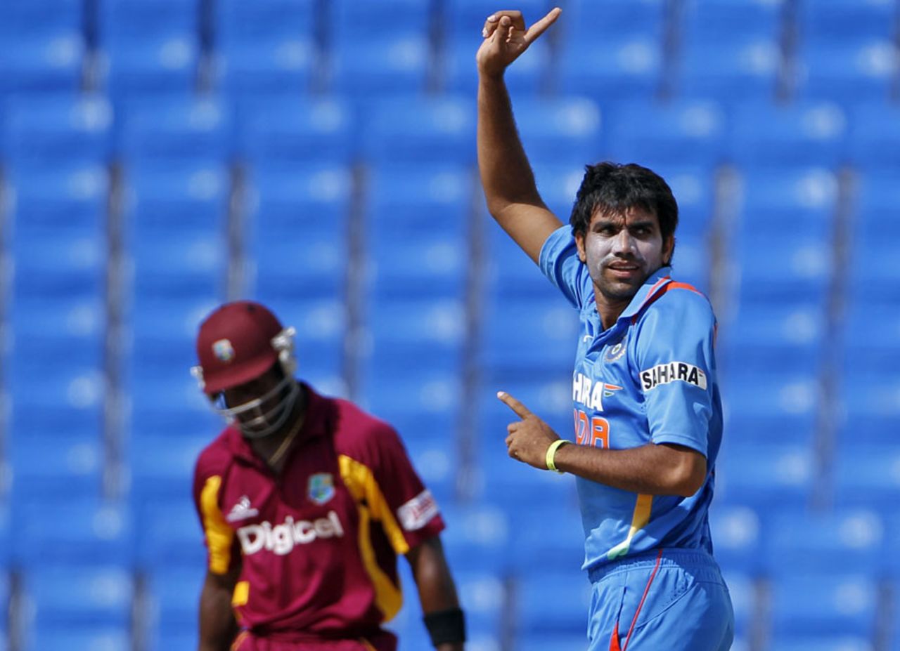 Munaf Patel had Kirk Edwards caught behind, West Indies v India, 3rd ODI, Antigua, June 11, 2011