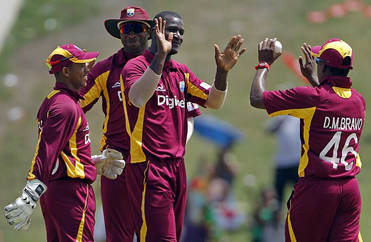 Darren Sammy, yet again, delivered the early breakthroughs for West Indies, West Indies v India, 4th ODI, Antigua, June 13, 2011