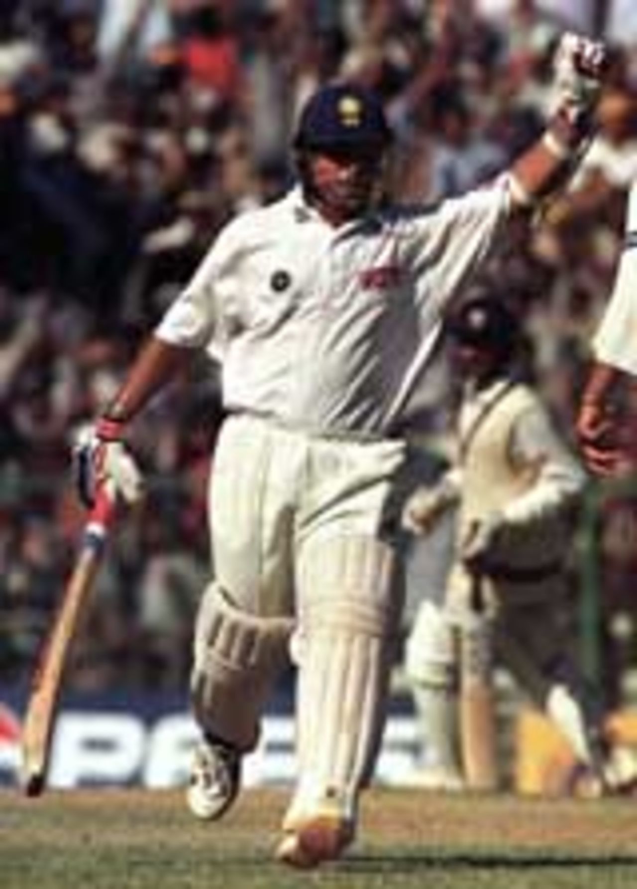 Sachin Tendulkar celebrates his century against Pakistan, Pakistan v India, 1st Test, Chennai, January 31, 1999