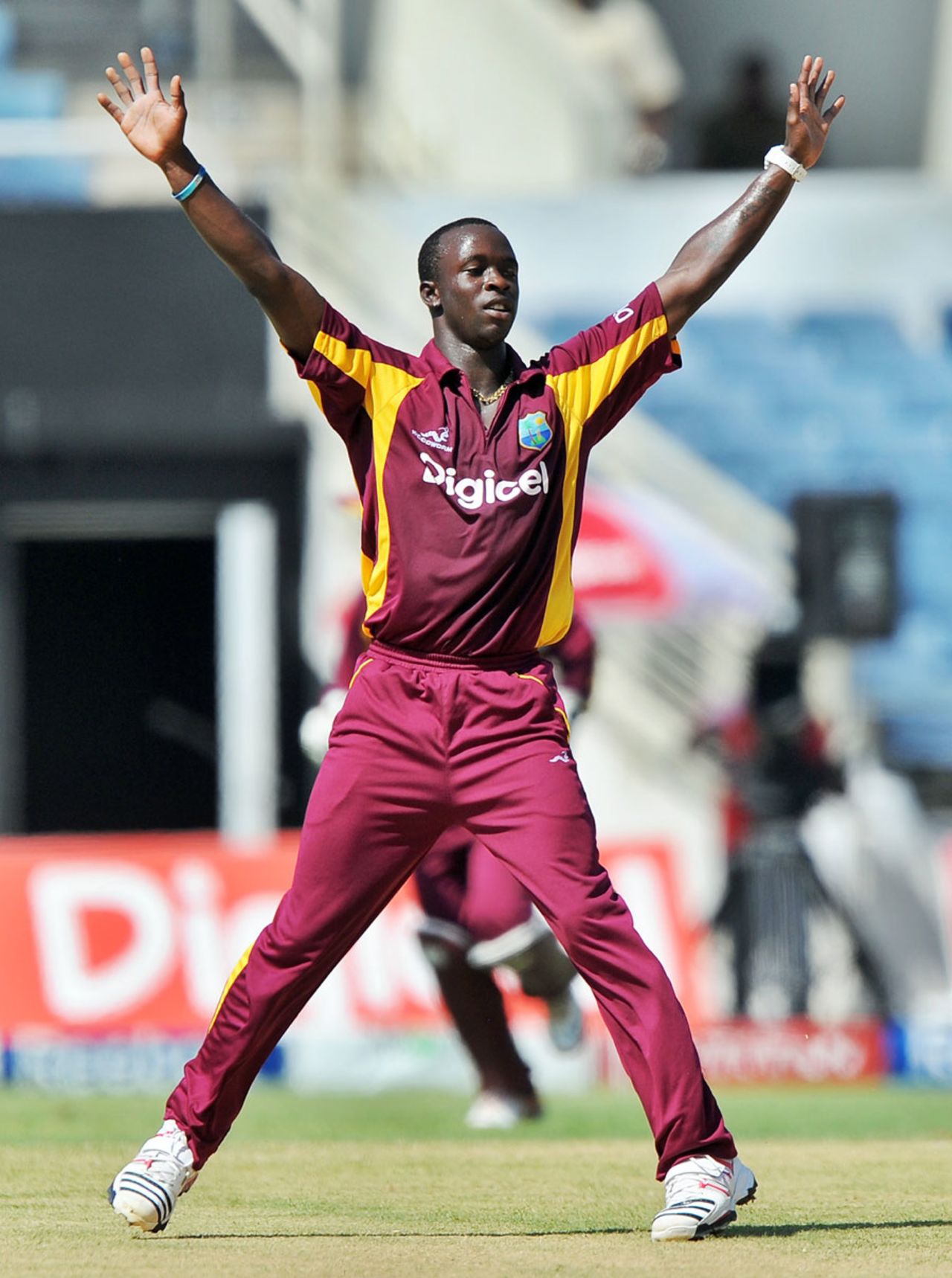 Kemar Roach celebrates Shikhar Dhawan's wicket, West Indies v India, 5th ODI, Kingston, Jamaica, June 16, 2011