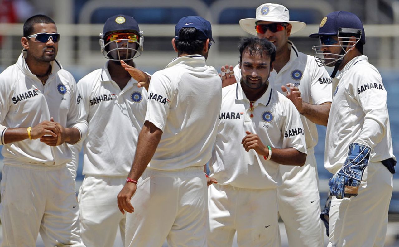Amit Mishra is congratulated after dismissing Brendan Nash, West Indies v India, 1st Test, Kingston, 4th day, June 23, 2011