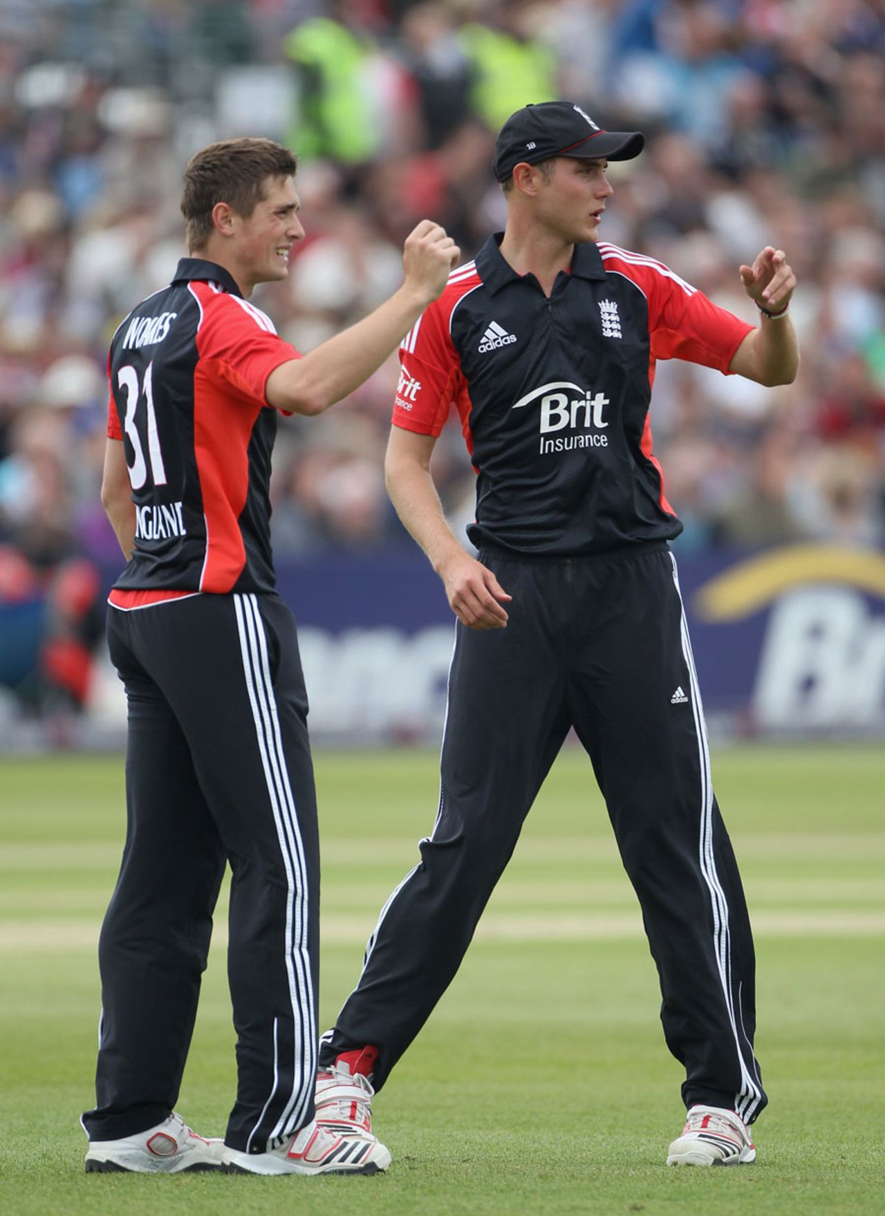 Stuart Broad and Chris Woakes had tough days in their respective roles, England v Sri Lanka, only Twenty20, Bristol, June 25, 2011