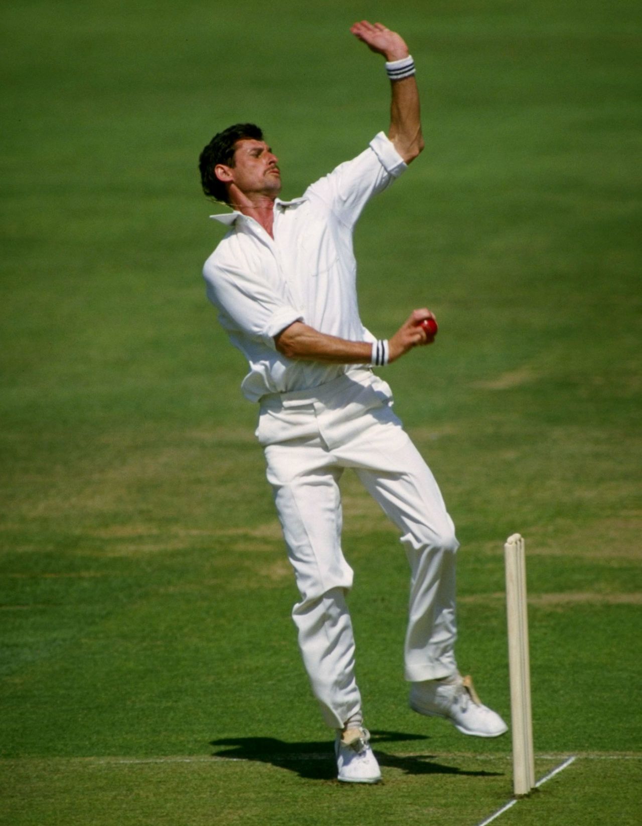 Richard Hadlee in his delivery stride, England v New Zealand, 1st Test, Lord's, 1st day, July 24, 1986