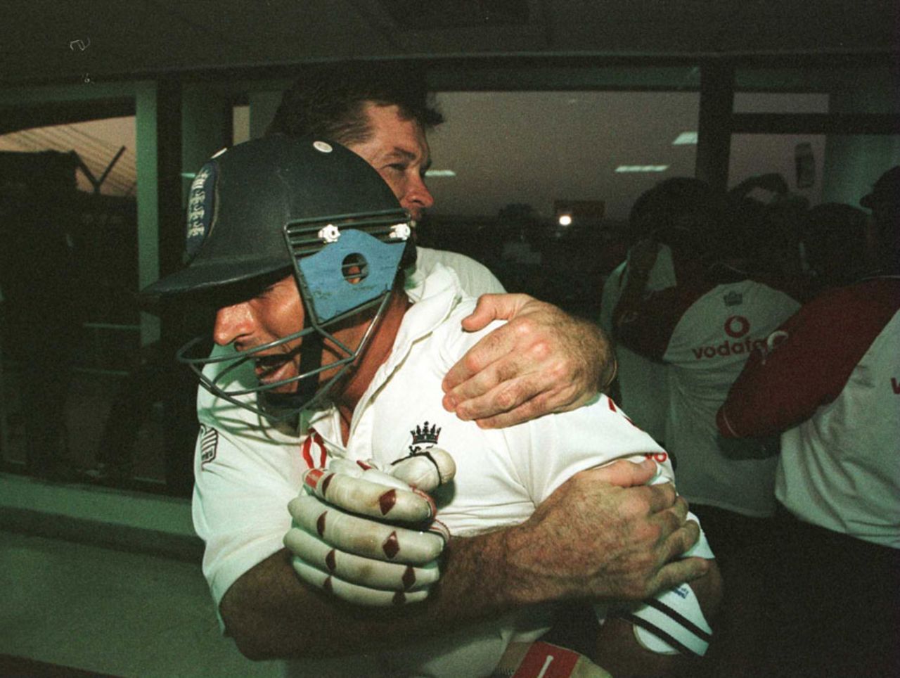 Nasser Hussain is hugged by Graeme Hick after the win, Pakistan v England, 3rd Test, Karachi, 5th day, December 11, 2000