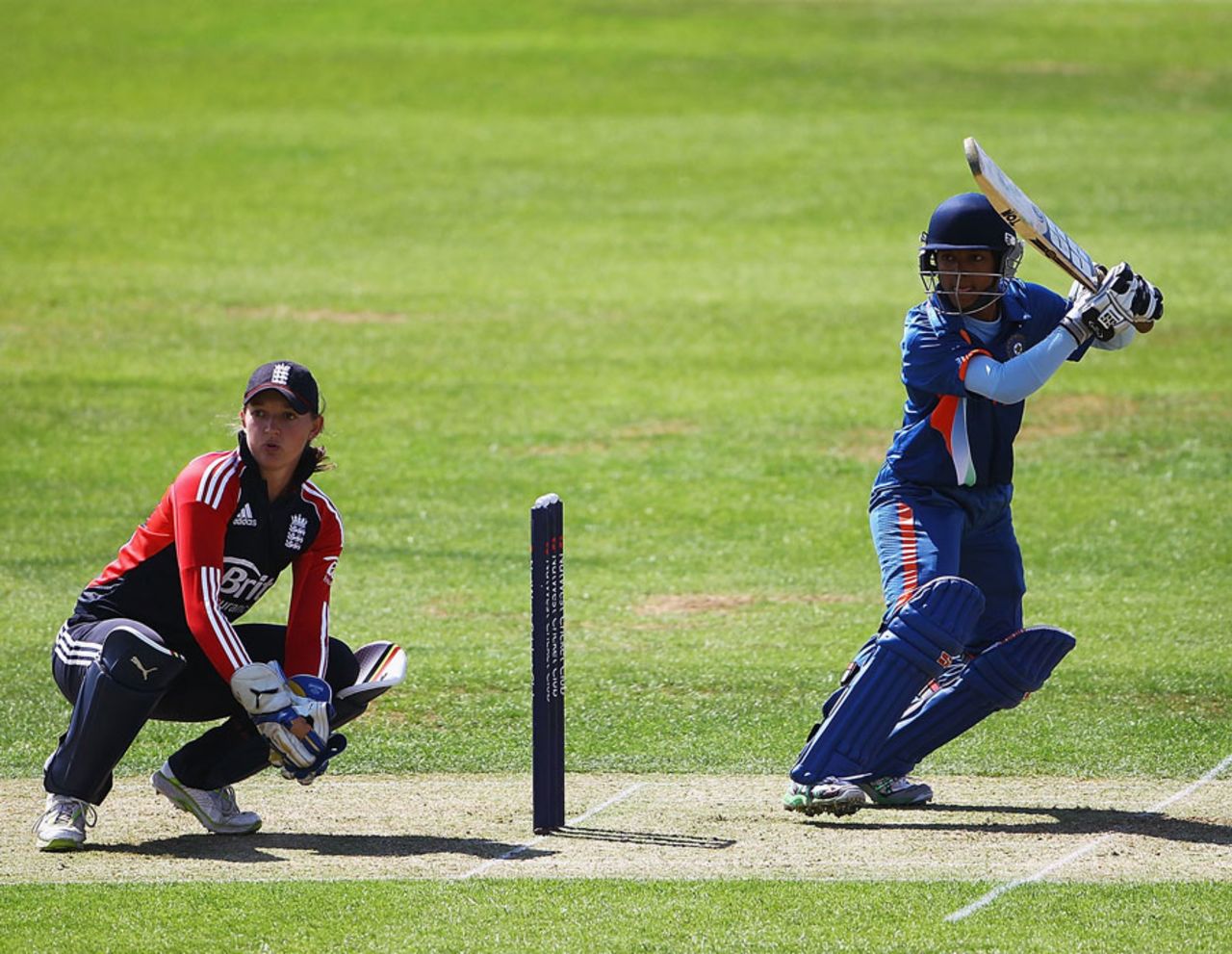 Poonam Raut picks a gap on her way to a fifty, England v India, NatWest Women's Quadrangular Series, Derby, June 30 2011