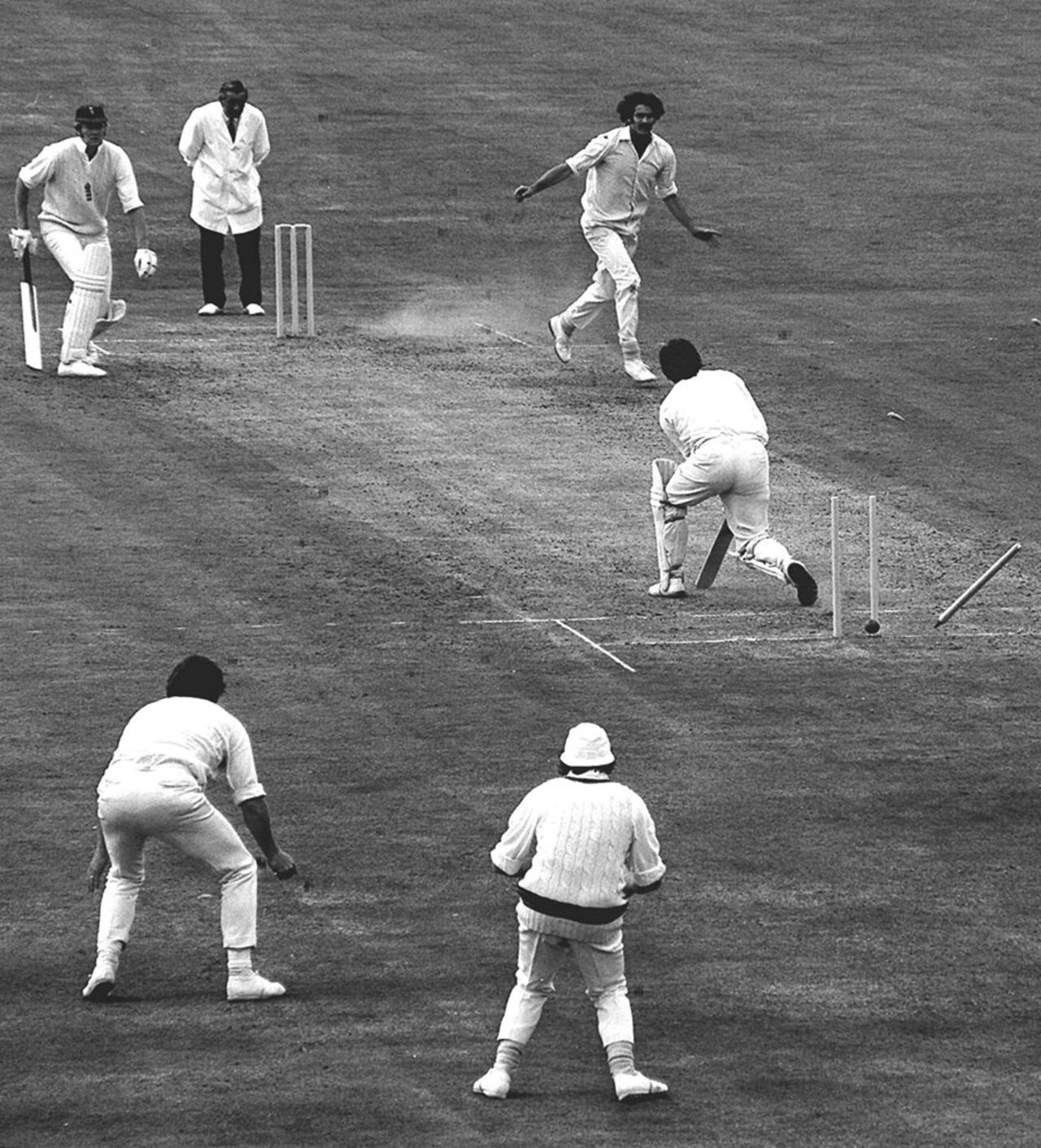 Dennis Lillee bowls Peter Parfitt for 51, England v Australia, 5th Test, The Oval, 1st day day, August 10, 1972