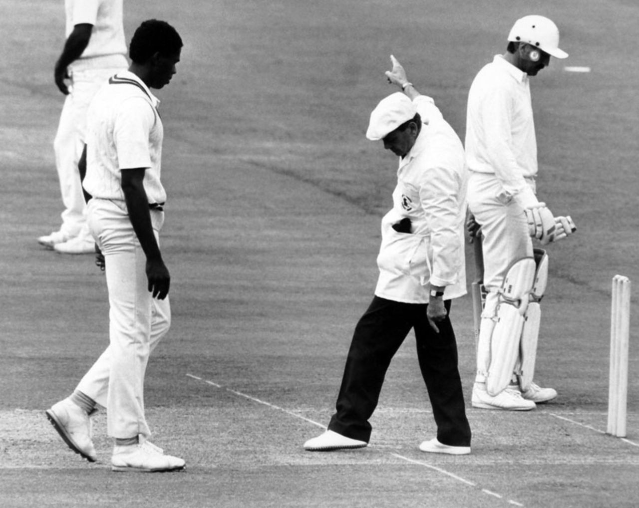 Umpire Dickie Bird signals a no-ball off Ian Bishop, England v West Indies, 3rd ODI, Texaco Trophy, Lord's, May 24, 1988